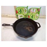 CAST IRON PAN & NEW POTHOLDERS