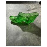 FENTON DAISY & BUTTON GLASS SLIPPER