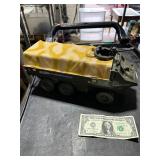 **1983 GI JOE AMPHIBIOUS PERSONNEL CARRIER