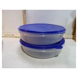 **2 TUPPERWARE CONTAINERS W/ LIDS