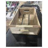 **VINT WOODEN 7UP CASE