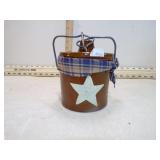 CHEESE CROCK W/STAR