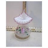 FENTON FAMILY GLASS CHAMAPAGNE CREST TULIP VASE