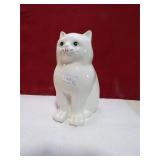 VINT CERAMIC CAT W/FLOWER