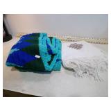 2 VINT AFGHANS