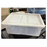 **TOTE W/LID