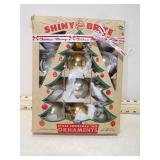 *12 SHINY BRIGHT GLASS ORNAMENTS IN ORIG BOX