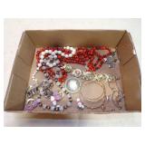 VINT COSTUME JEWELRY