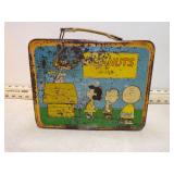 1959 METAL PEANUTS LUNCHBOX