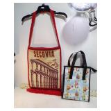 2 REUSABLE BAGS T