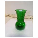 VINT GREEN GLASS VASE
