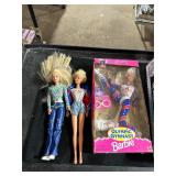3 BARBIES 1 IS NIP