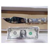**POLICE FORCE KNIFE W/STAND NIP