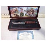 USMC HUNTING KNIFE W/COA NIP