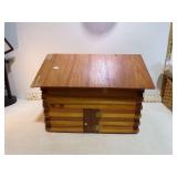 **WOODEN LOG CABIN FOR DOLLS