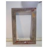 **VINT BARN BOARD FRAME