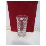 **GLASS VASE T