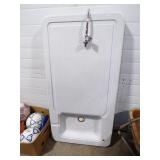 **FOLDING OUTDOOR SINK