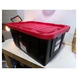 **27 GAL TOTE W/LID