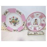 *2 ANTIQUE DECORATIVE PLATES