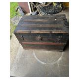 **VINT TRUNK