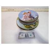 **8 DECORATIVE PLATES T