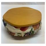 Hexagonal Longaberger basket with liner