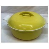 Descoware cast-iron enamel casserole dish