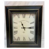 Battery operated wall clock