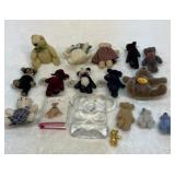 Group of teddy bears. Boyds bears, Steiff, etc..