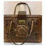 Vtg crafted leather purse