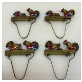 Vtg tin litho alternating chicken squeeze toy