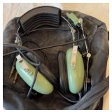 Aviation pilot headphones