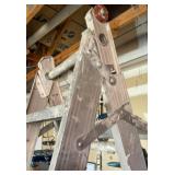 Sliding adjustable 8 foot aluminum ladder