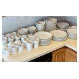 122 piece dish set