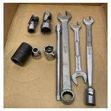 Misc. Snap-On wrenches, sockets, swivels, etc..