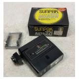 Sunpak Auto 321 electronic flash unit
