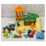 Vtg Fisher-Price zoo
