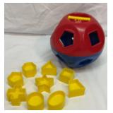 Vtg Tupperware Shape-O Ball