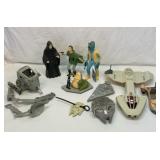 Star Wars Scout Walker, figures, and ships