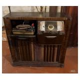 Antique Zenith radio audio cabinet