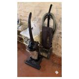 Picking rights. Two vacuums, paint, storage,