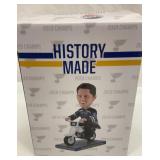 St. Louis Blues Jordan Binnington parade bobble