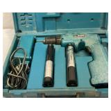Makita 12 V cordless drill