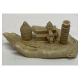 Souvenir of Pisa in shape of a hand