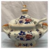 Decorative ceramic soup tureen