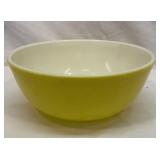 Pyrex yellow mixing bowl