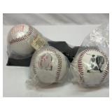 Mark McGwire commemorative baseball set