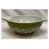Pyrex Crazy Daisy Cinderella mixing bowl