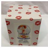 Betty Boop mini globe